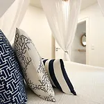 Ana's House Σετούμπαλ